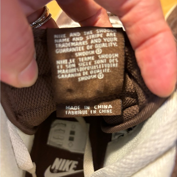 Nike shoes - Picture 4 of 6